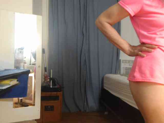 FIXMYASSTOO webcam