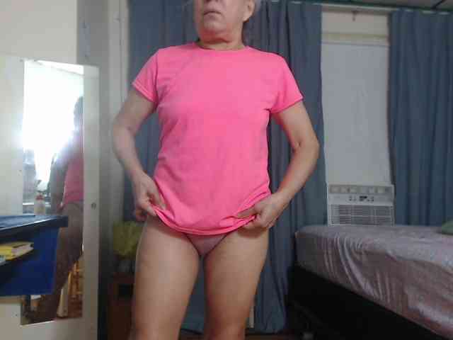 FIXMYASSTOO webcam