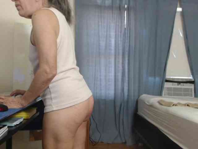 FIXMYASSTOO webcam
