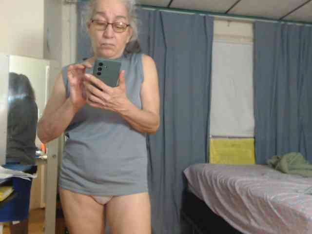 FIXMYASSTOO webcam