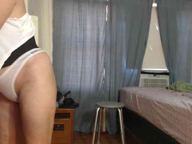FIXMYASSTOO webcam