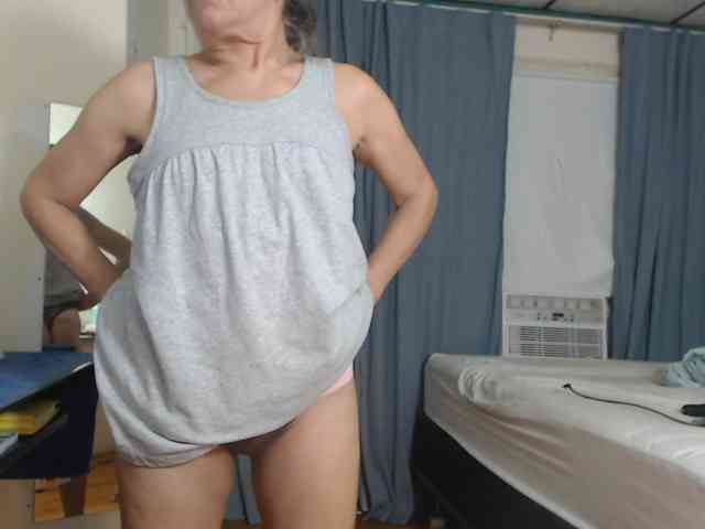 FIXMYASSTOO webcam