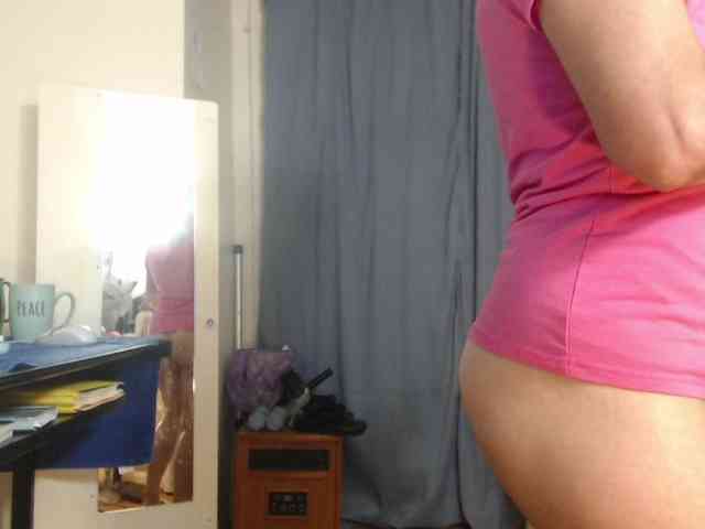 FIXMYASSTOO webcam
