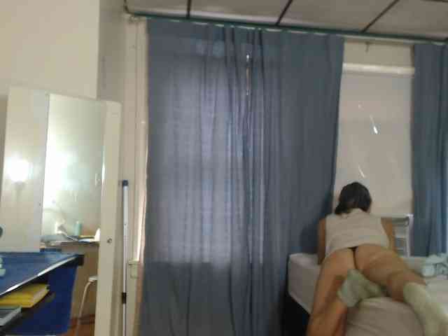 FIXMYASSTOO webcam