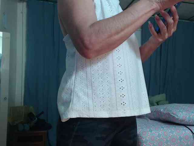 FIXMYASSTOO webcam