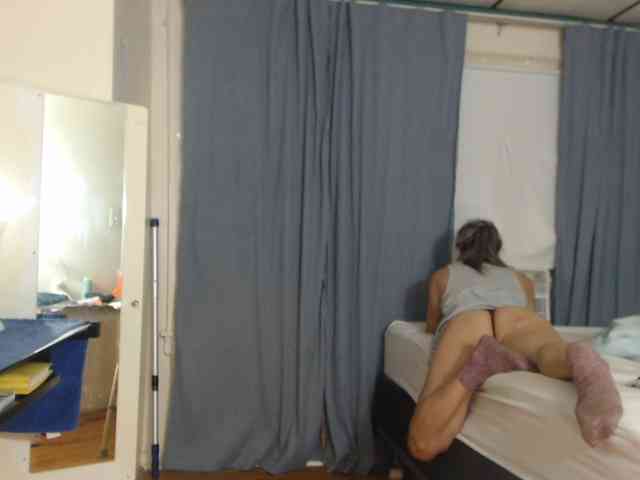 FIXMYASSTOO webcam