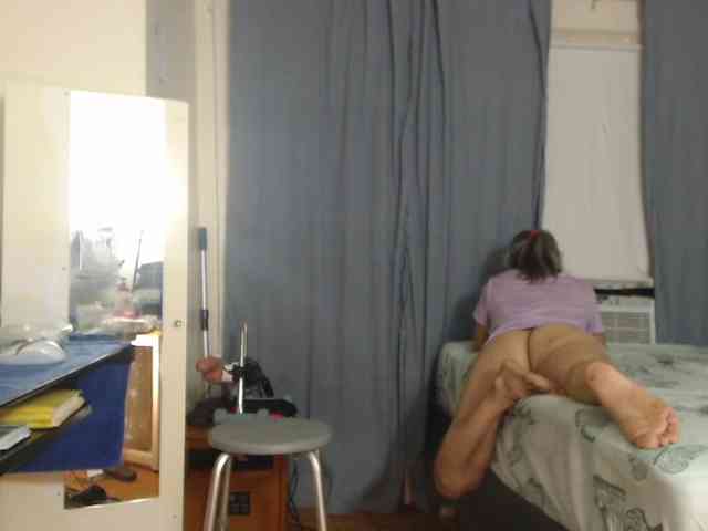 FIXMYASSTOO webcam