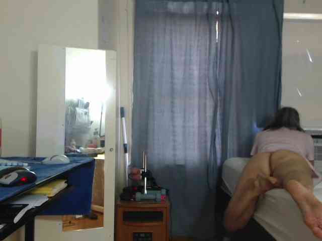 FIXMYASSTOO webcam