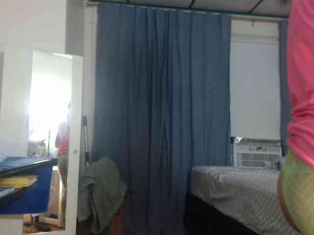 FIXMYASSTOO webcam