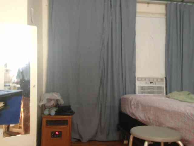 FIXMYASSTOO webcam