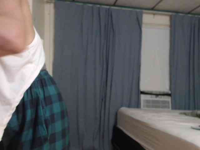 FIXMYASSTOO webcam