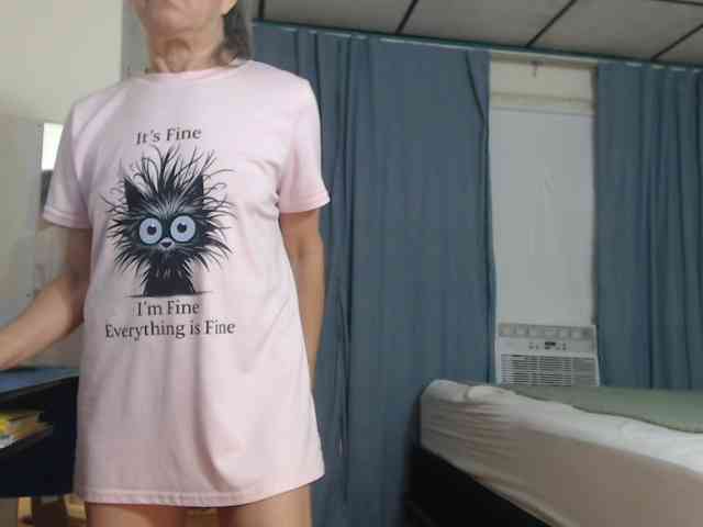FIXMYASSTOO webcam