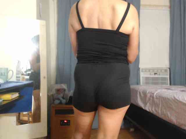 FIXMYASSTOO webcam