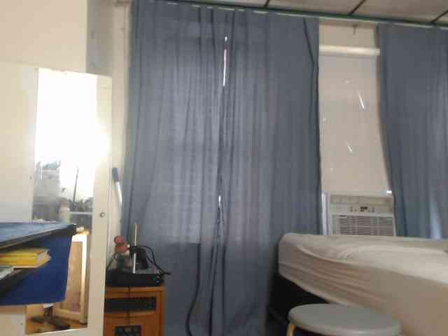 FIXMYASSTOO webcam