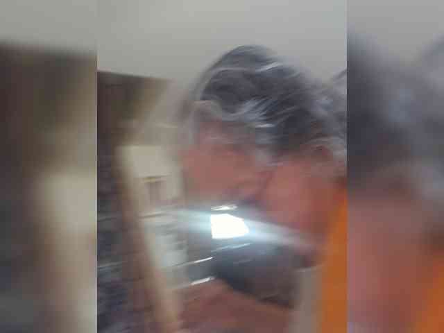 FIXMYASSTOO webcam
