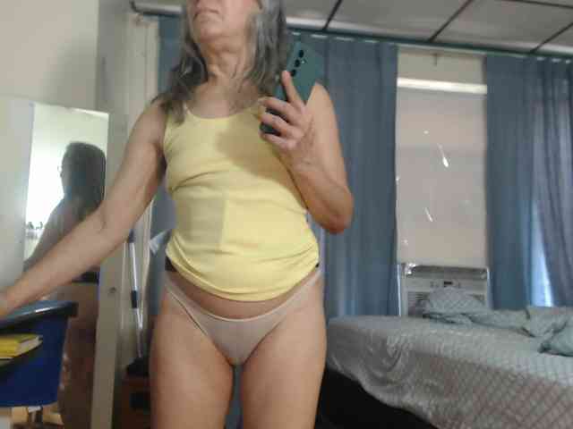 FIXMYASSTOO webcam
