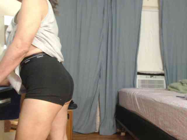 FIXMYASSTOO webcam