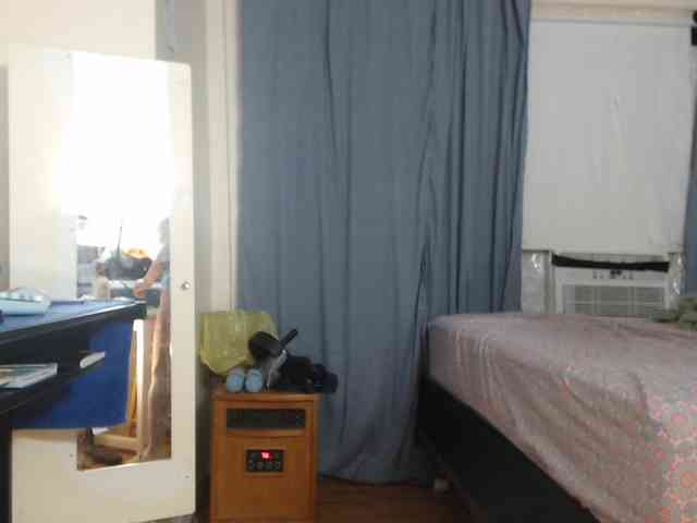 FIXMYASSTOO webcam