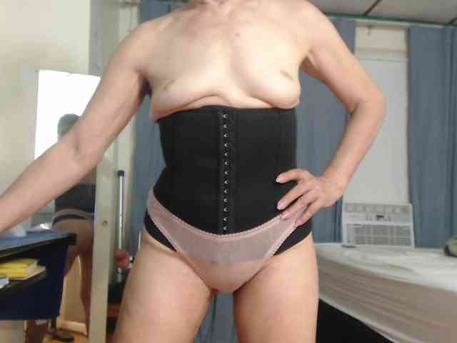 FIXMYASSTOO webcam