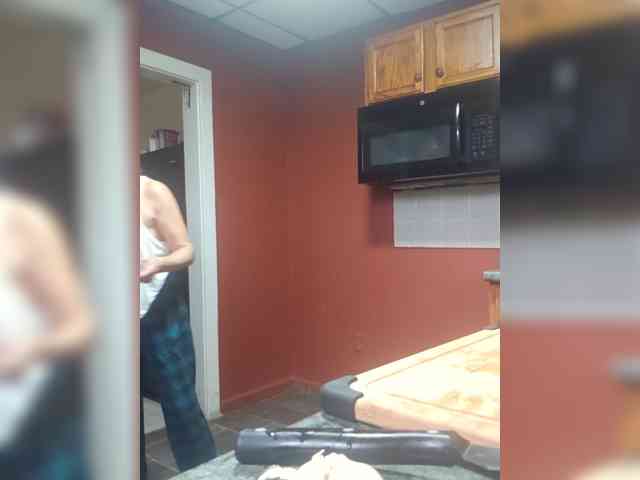 FIXMYASSTOO webcam