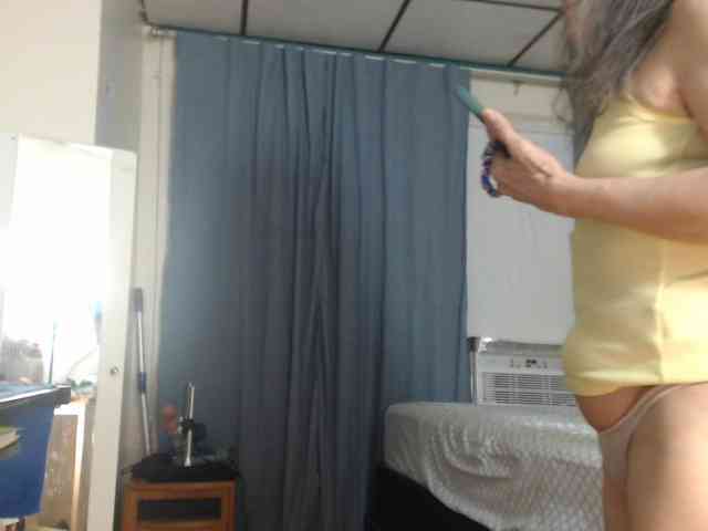 FIXMYASSTOO webcam