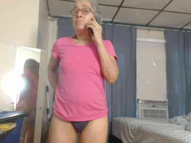 FIXMYASSTOO webcam