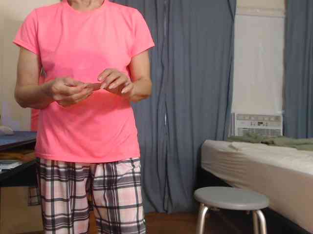 FIXMYASSTOO webcam