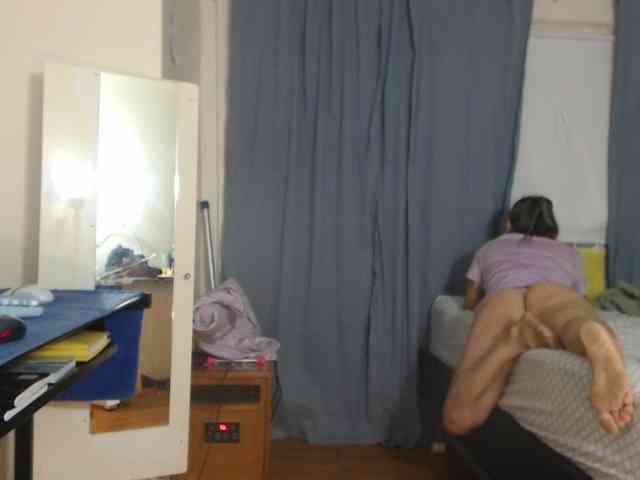 FIXMYASSTOO webcam