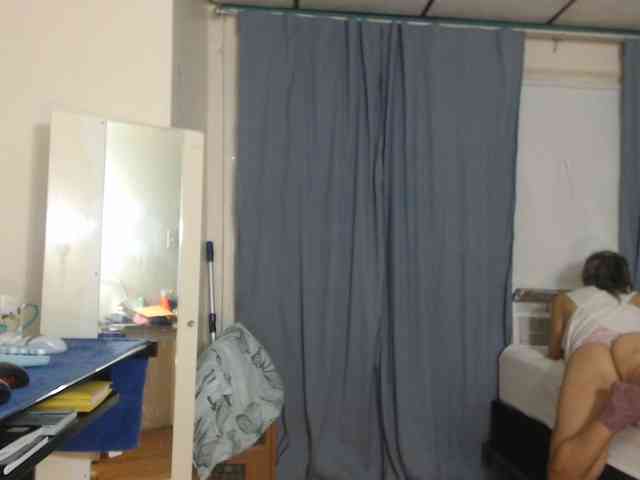 FIXMYASSTOO webcam