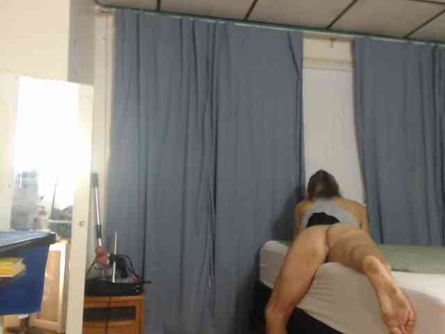 FIXMYASSTOO webcam