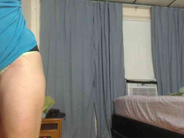 FIXMYASSTOO webcam