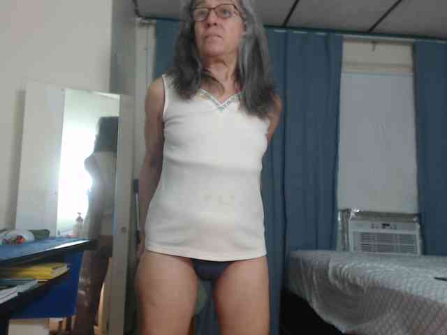 FIXMYASSTOO webcam