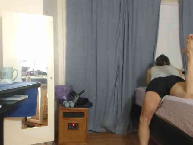 FIXMYASSTOO webcam