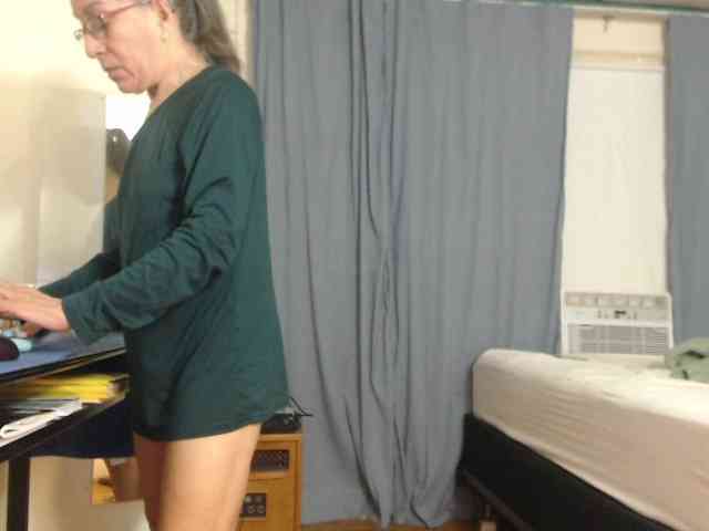 FIXMYASSTOO webcam