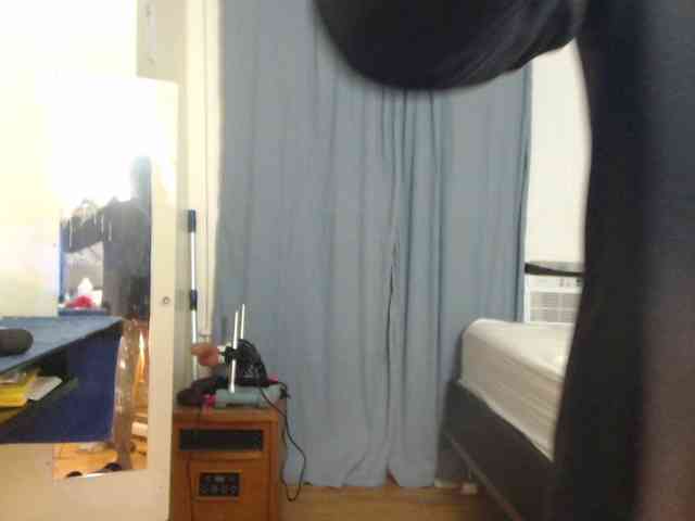 FIXMYASSTOO webcam