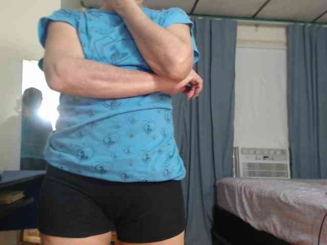 FIXMYASSTOO webcam