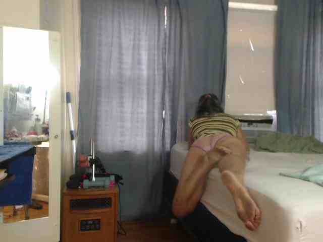 FIXMYASSTOO webcam