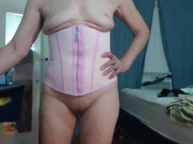 FIXMYASSTOO webcam