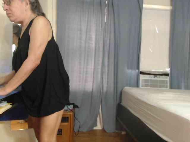 FIXMYASSTOO webcam