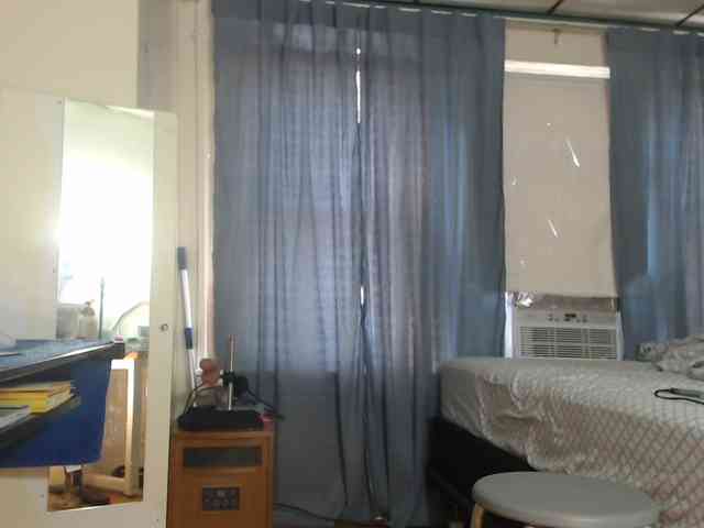 FIXMYASSTOO webcam