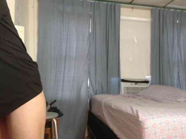 FIXMYASSTOO webcam