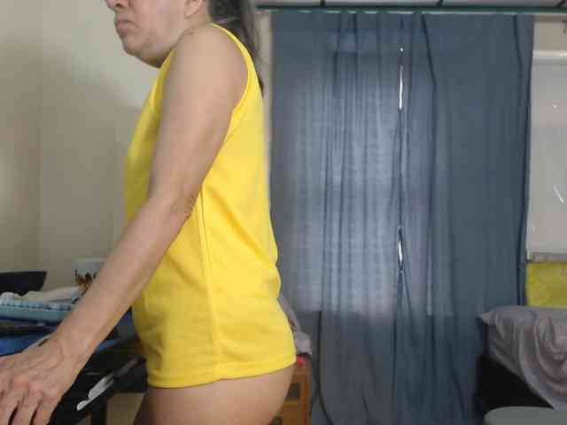 FIXMYASSTOO webcam
