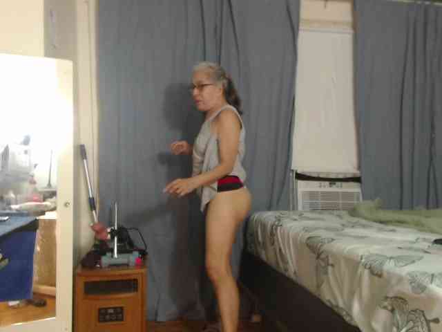 FIXMYASSTOO webcam