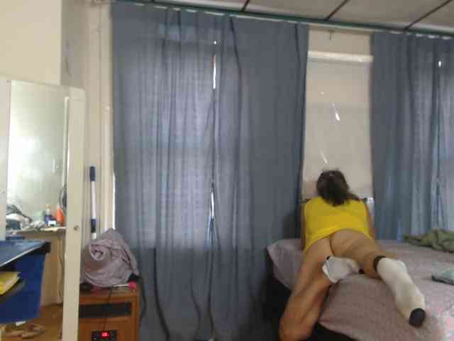 FIXMYASSTOO webcam
