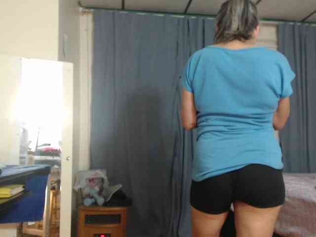 FIXMYASSTOO webcam