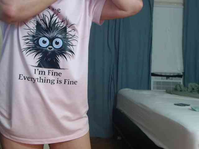 FIXMYASSTOO webcam