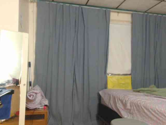 FIXMYASSTOO webcam