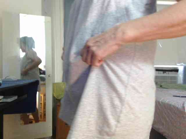 FIXMYASSTOO webcam