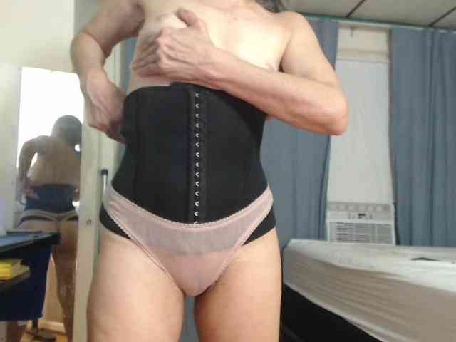 FIXMYASSTOO webcam