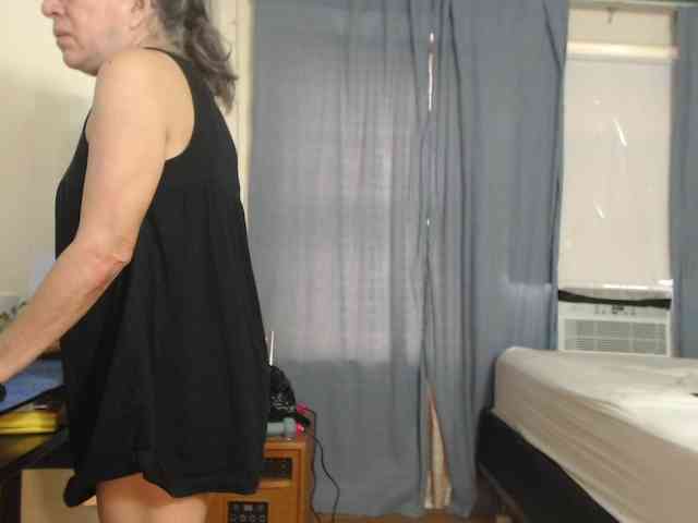 FIXMYASSTOO webcam